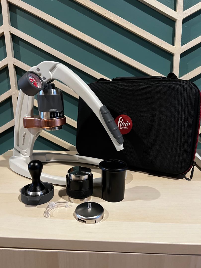 FLAIR Espresso Pro 2 White with Crema Tamper and Distributor, TV & Home