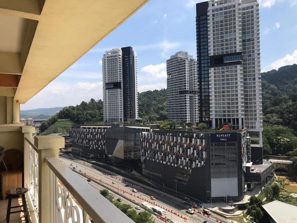 For Sale Layout Teres Pv6 Condo Setapak Fully Furnished Near Lrt Station 12min To Klcc Property For Sale On Carousell
