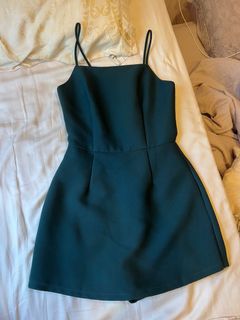 (Category: ) located in . Submitted by ohmywardrobe (Listing ID 1125573579, Image 1). Description: .