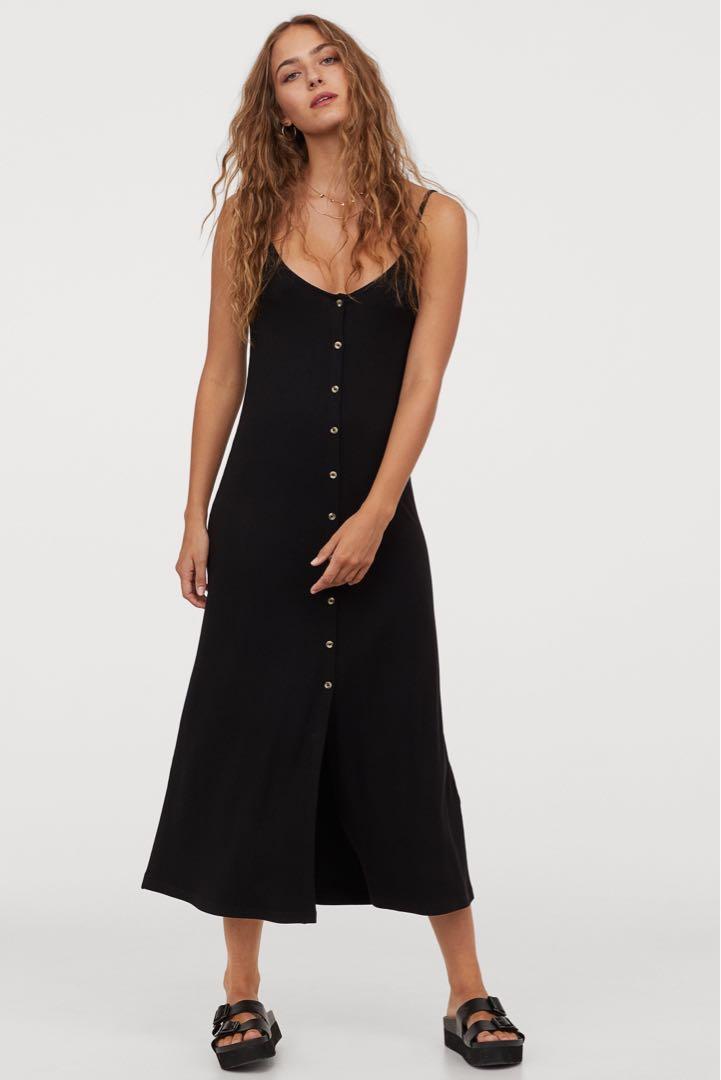 FREE NM - Hu0026M front button ribbed knit midi dress, Women's Fashion, Dresses  u0026 Sets, Dresses on Carousell