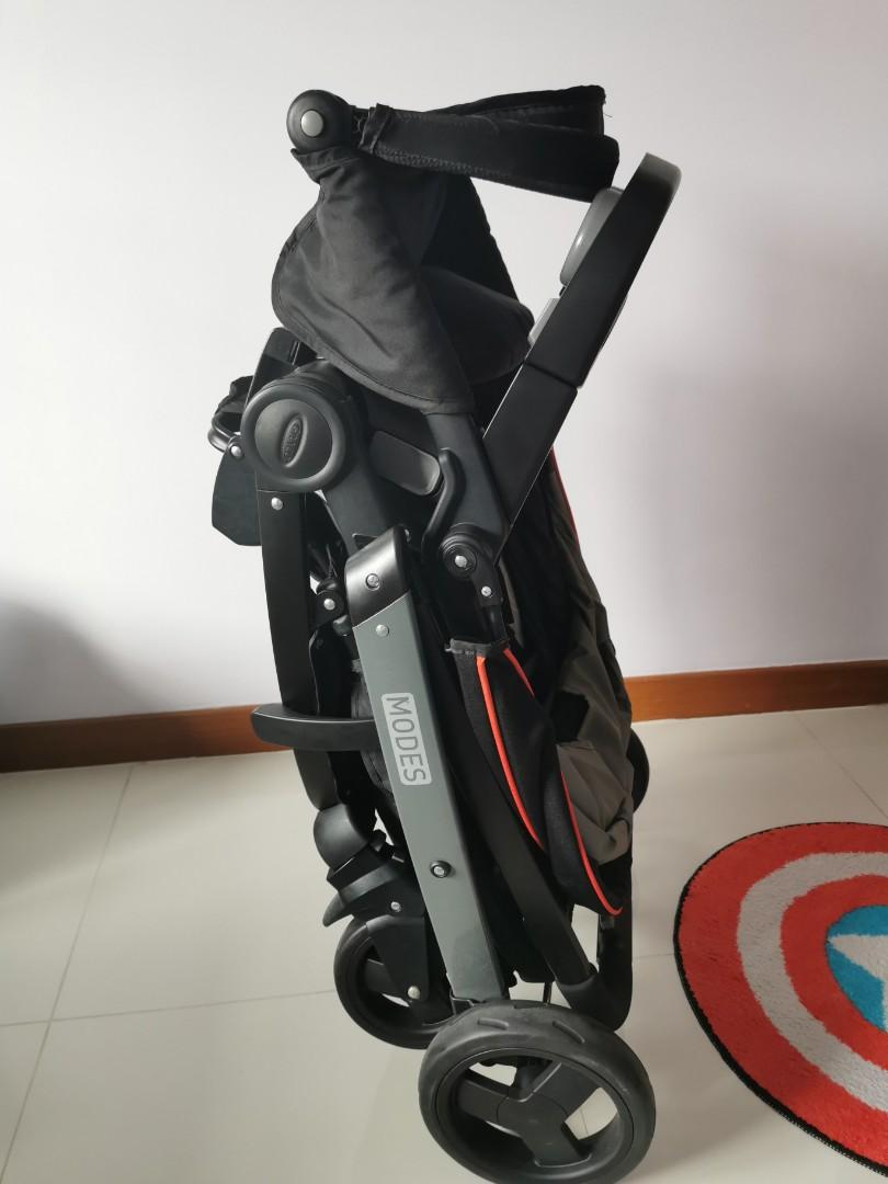 Graco modes Stroller (Category: Strollers) located in Singapore. Submitted by yilisha1 (Listing ID 1125512521, Image 6). Description: In very good condition (No tear no stain) Can switch to either front or back facing. Very strong and sturdy stroller. Self collect @BukitBatok.