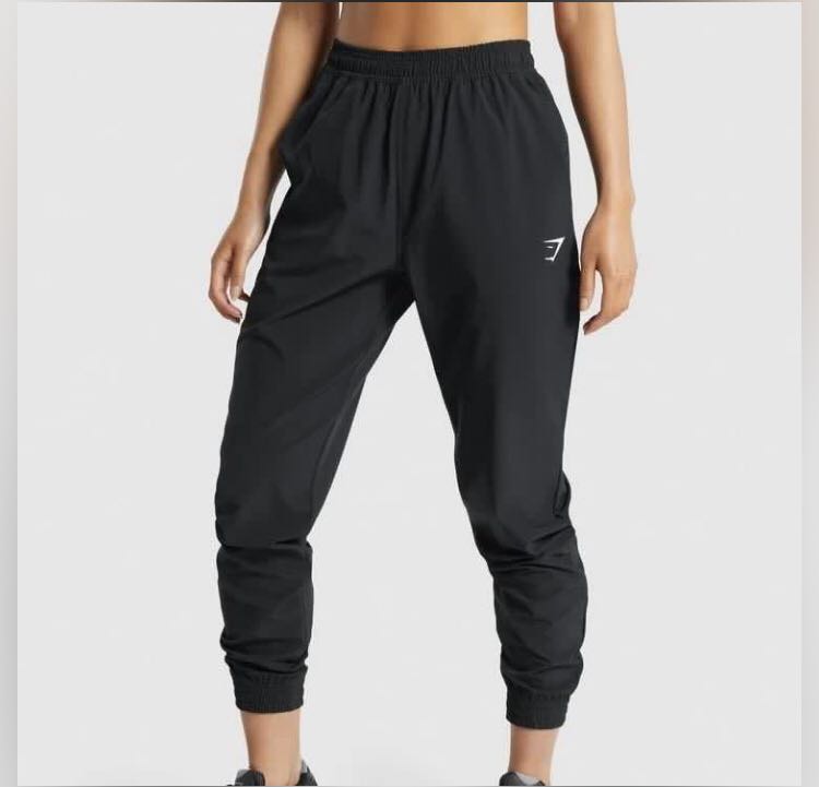 Gymshark Jogger, Women's Fashion, Activewear on Carousell