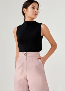 (Category: ) located in . Submitted by ohmywardrobe (Listing ID 1125571741, Image 1). Description: .