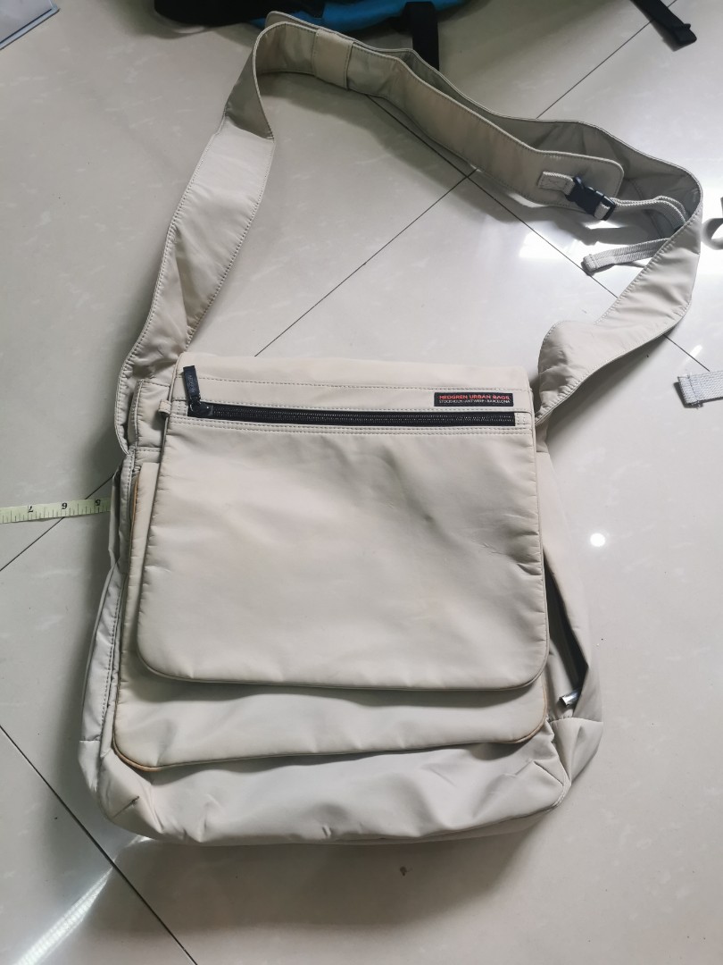 Hedgren sling bag, Men's Fashion, Bags, Sling Bags on Carousell