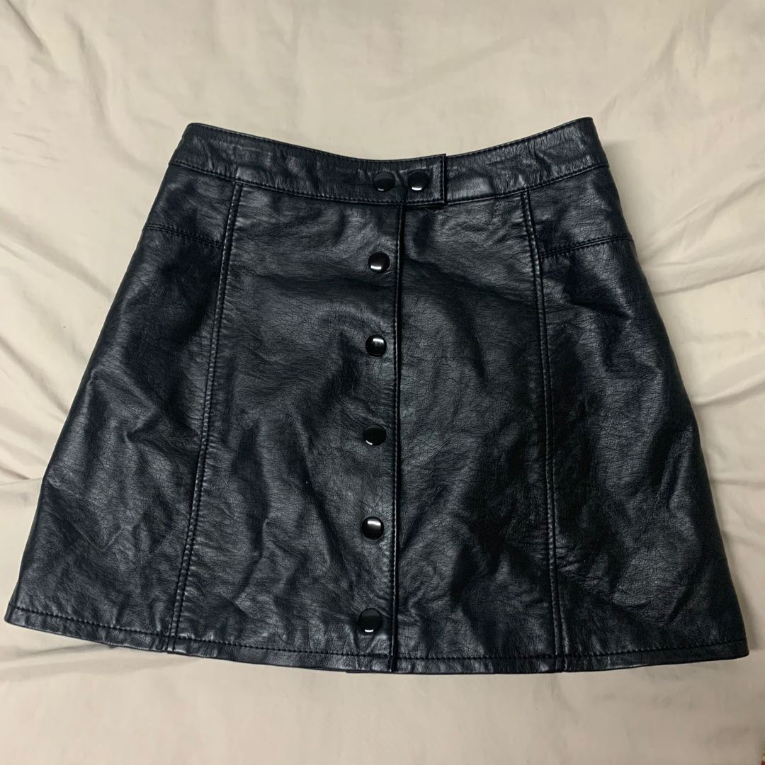 hm mini skirt