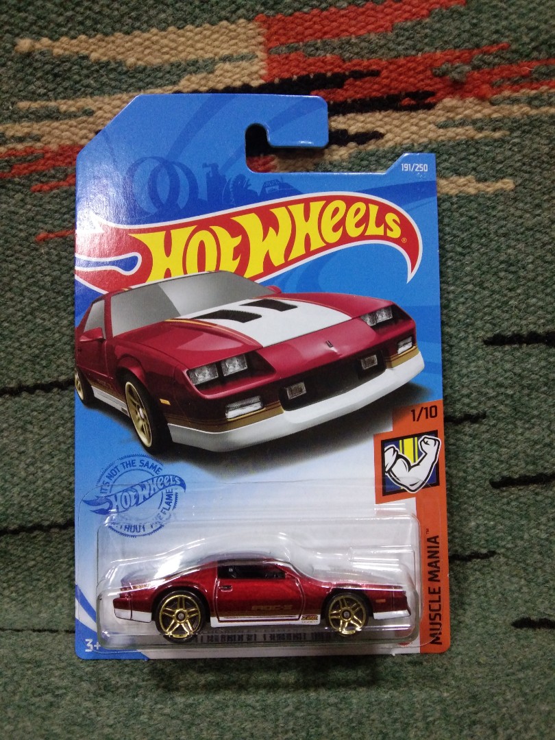 Hot Wheels 85 Chevrolet Camaro Iroc Z Hobbies And Toys Toys And Games On Carousell