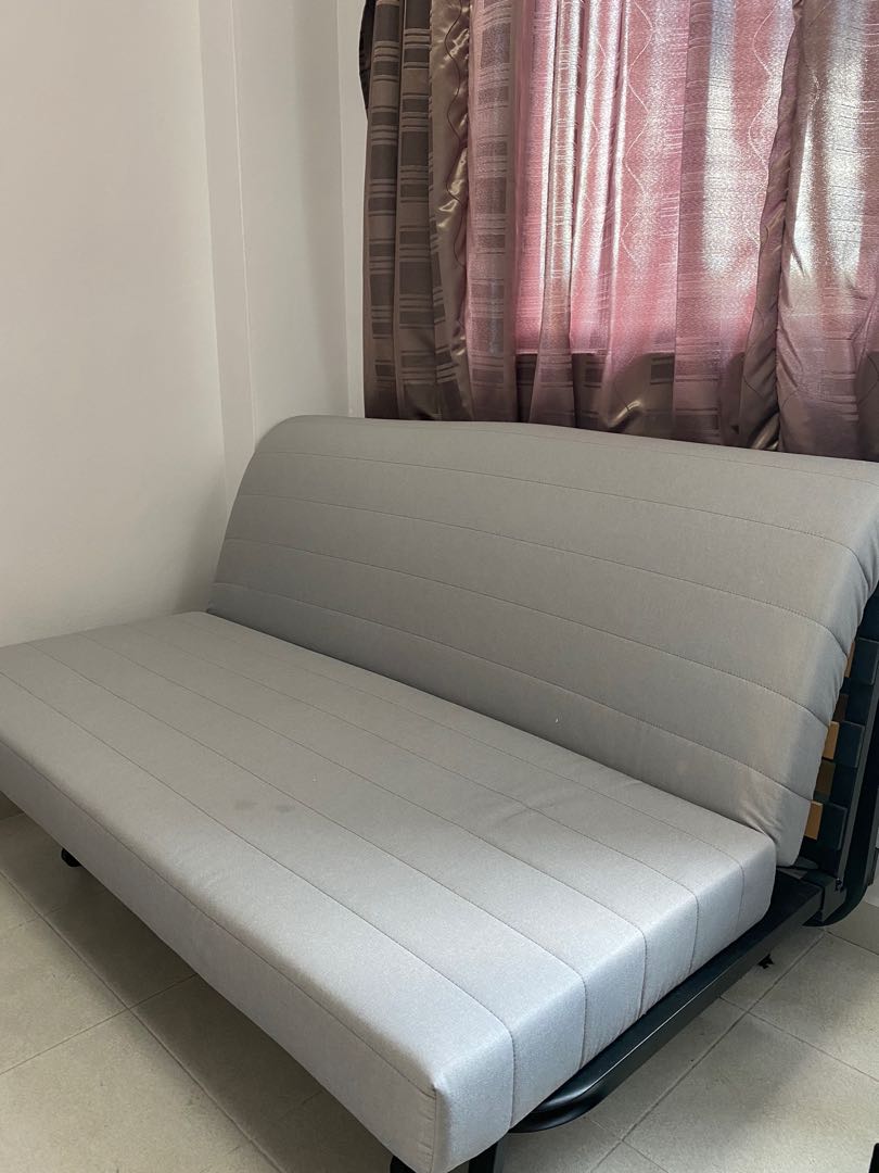 Used hotsell sofa sleeper