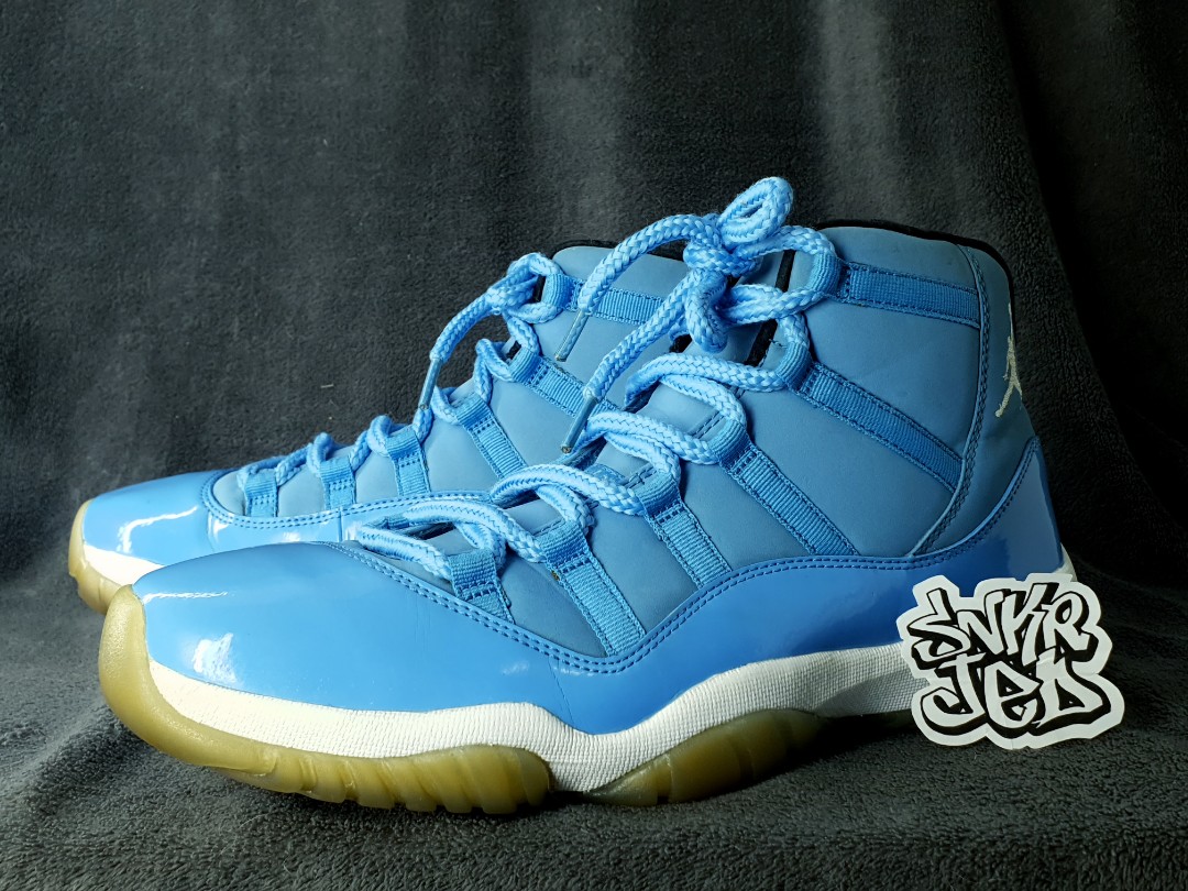 Jordan 11 Pantone, Men'S Fashion, Footwear, Sneakers On Carousell