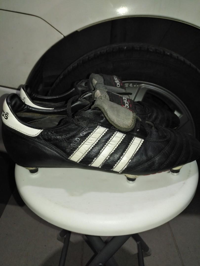 Kasut bola 2025 adidas world cup