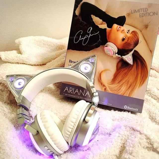 LIMITED EDITION Ariana Grande Cat Kitty Bluetooth Headphones speakers 2 in 1 Brookstone