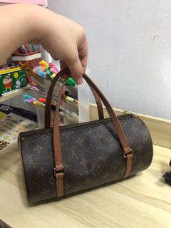 (Category: ) located in . Submitted by alyioli (Listing ID 1125619220, Image 1). Description: .