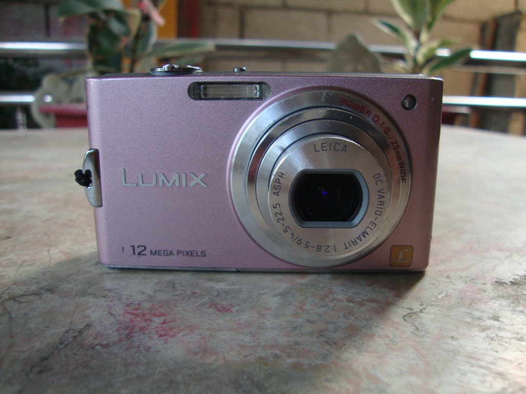 Lumix Panasonic DMC-FX60 12.0 Megapixel Digital Camera, Photography,  Cameras on Carousell