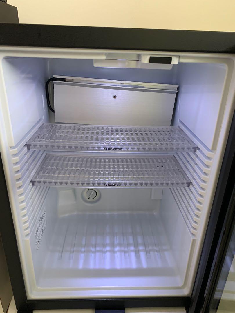 Mini Fridge DOMETIC, TV & Home Appliances, Kitchen Appliances