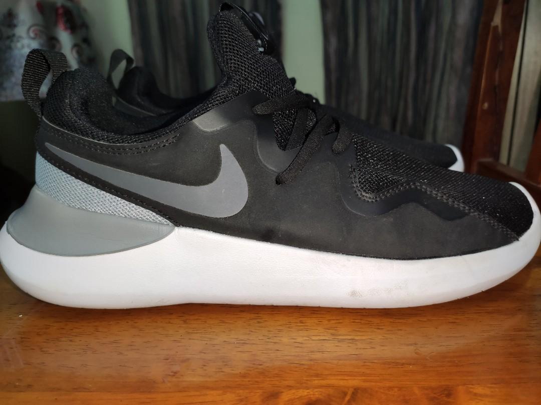 Nike tessen for girl price on sale