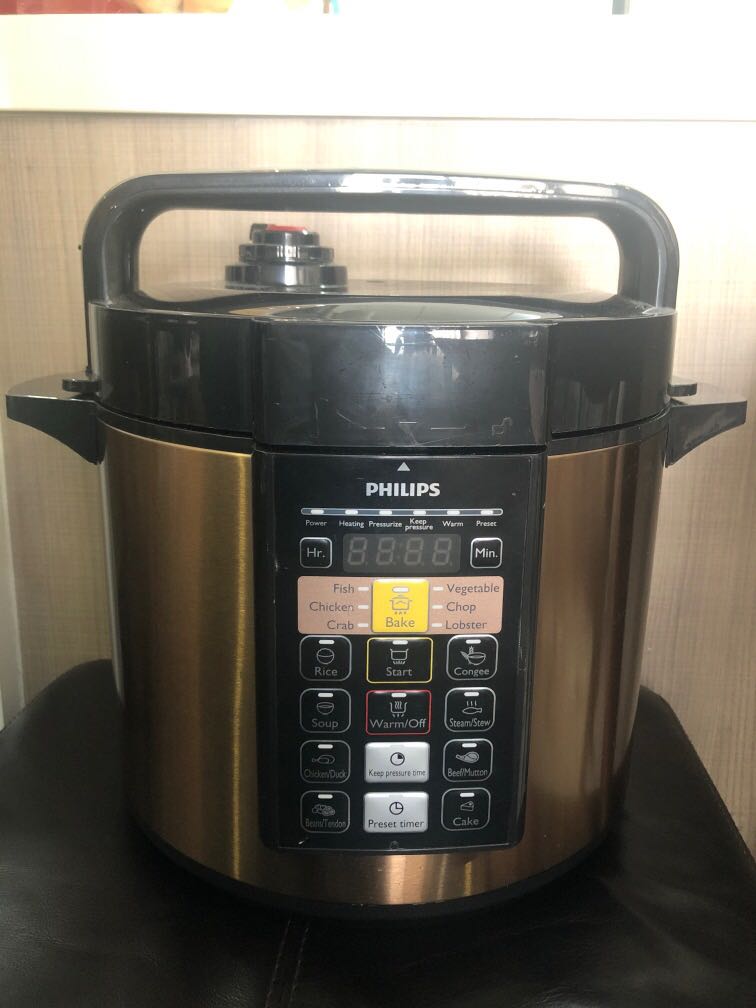Philips HD2139 Pressure Cooker Viva collection, Furniture & Home Living