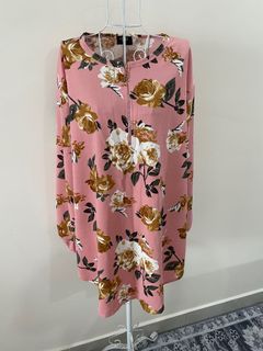 (Category: ) located in . Submitted by closetbargain (Listing ID 1125565772, Image 1). Description: .