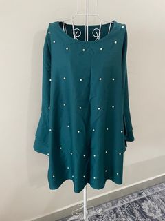 (Category: ) located in . Submitted by closetbargain (Listing ID 1125569338, Image 1). Description: .