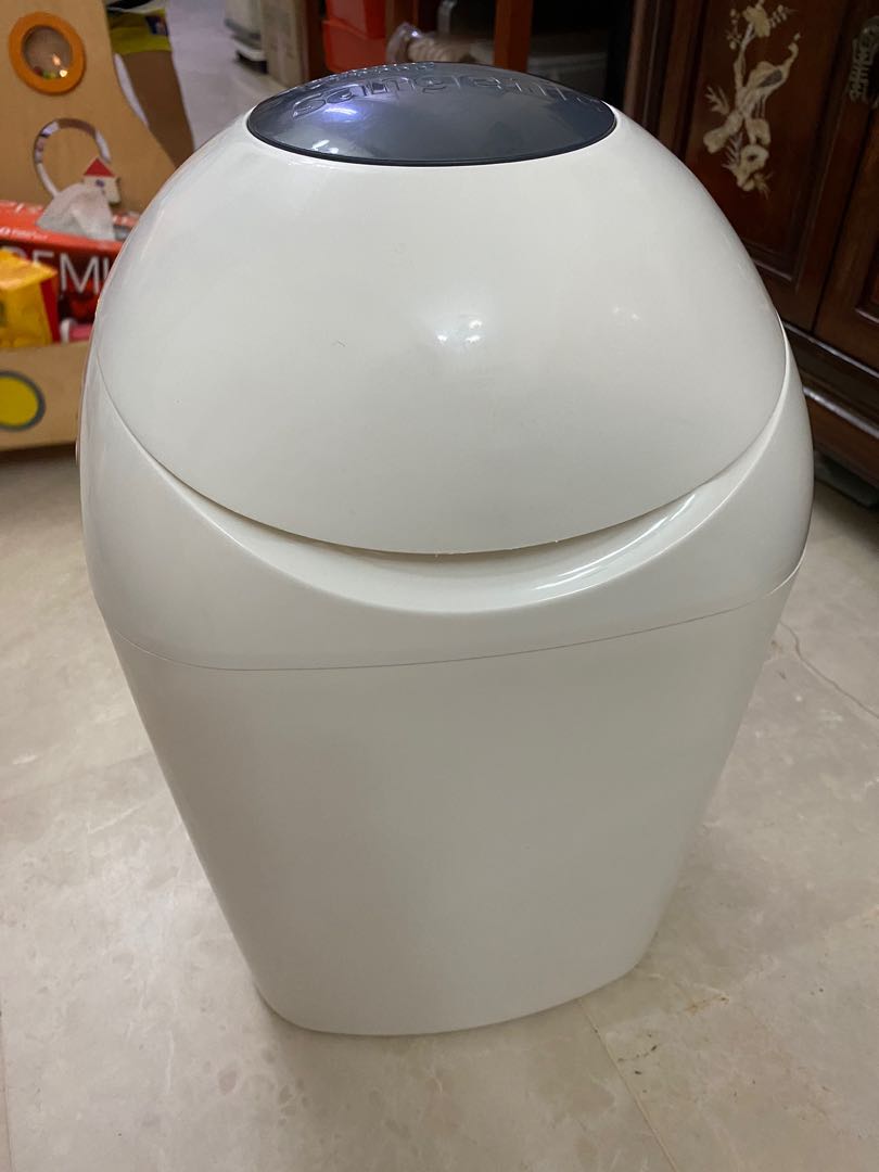 Sangenic diaper bin with 2 new refill cassettes Tommee Tippee, Babies
