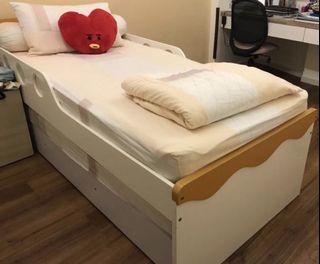 (Category: ) located in . Submitted by iwishuponabag (Listing ID 1125512598, Image 1). Description: .