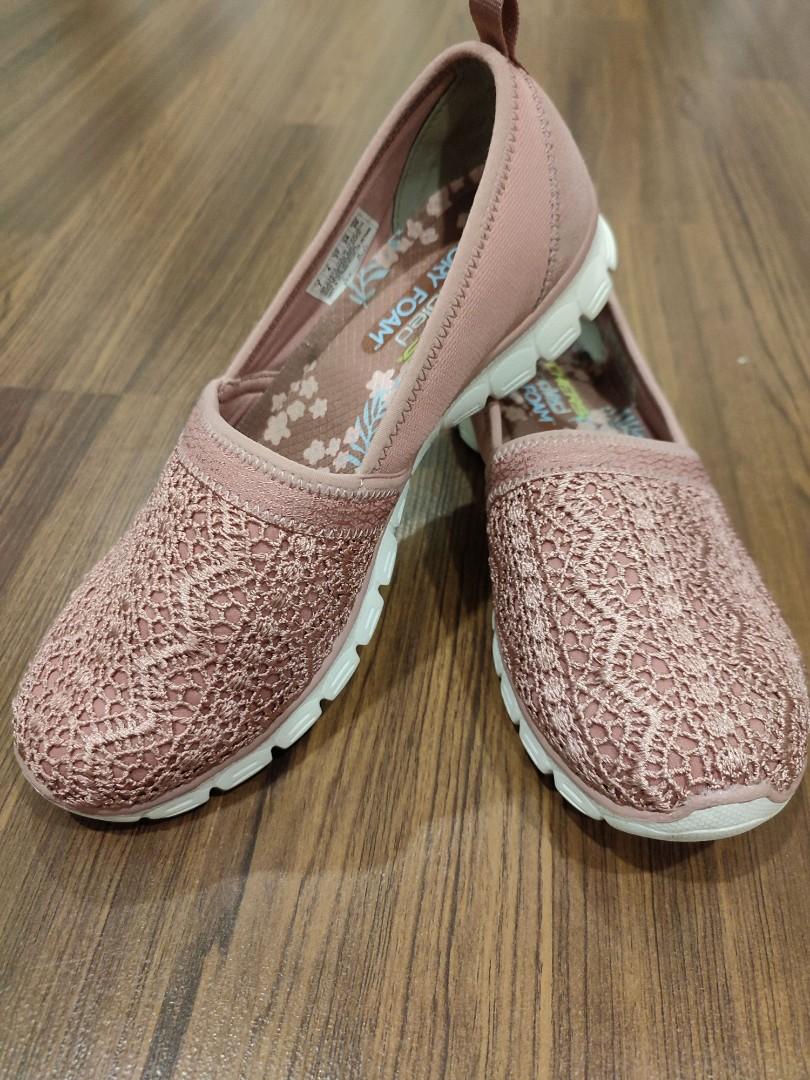 Skechers cute lace pink shoes, Women's Shoes on Carousell
