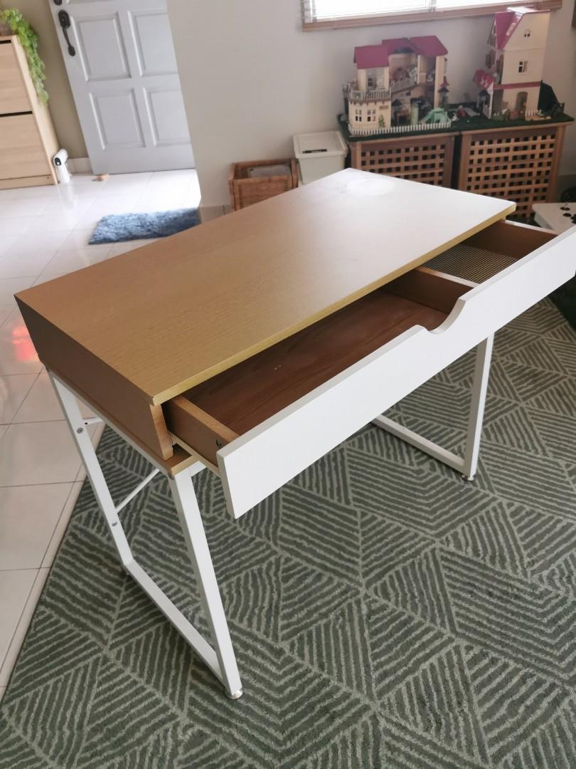 Ssf study hot sale table