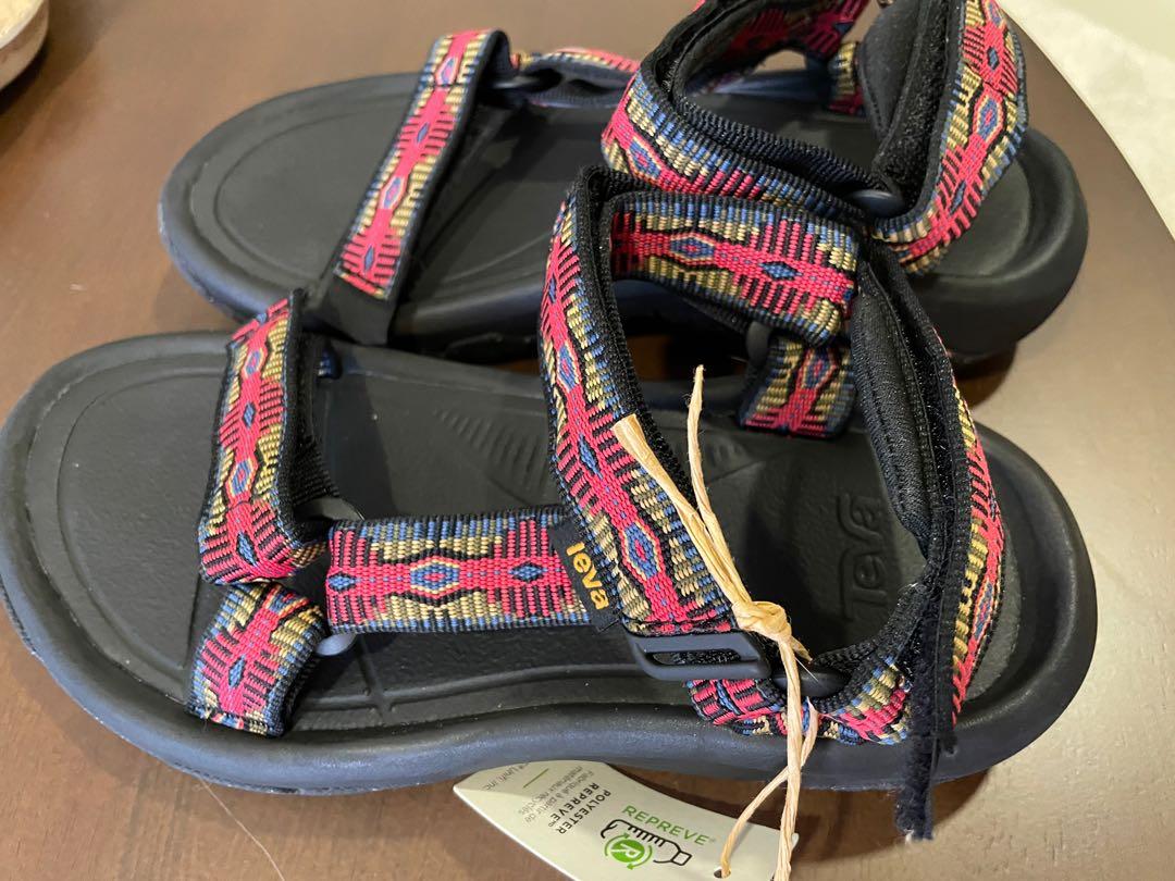 Teva canyon sales red