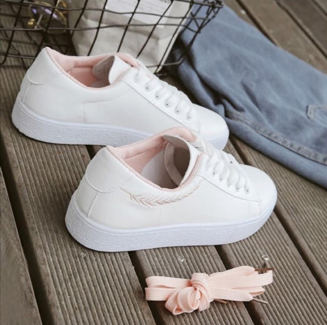 White shoes pink deals laces