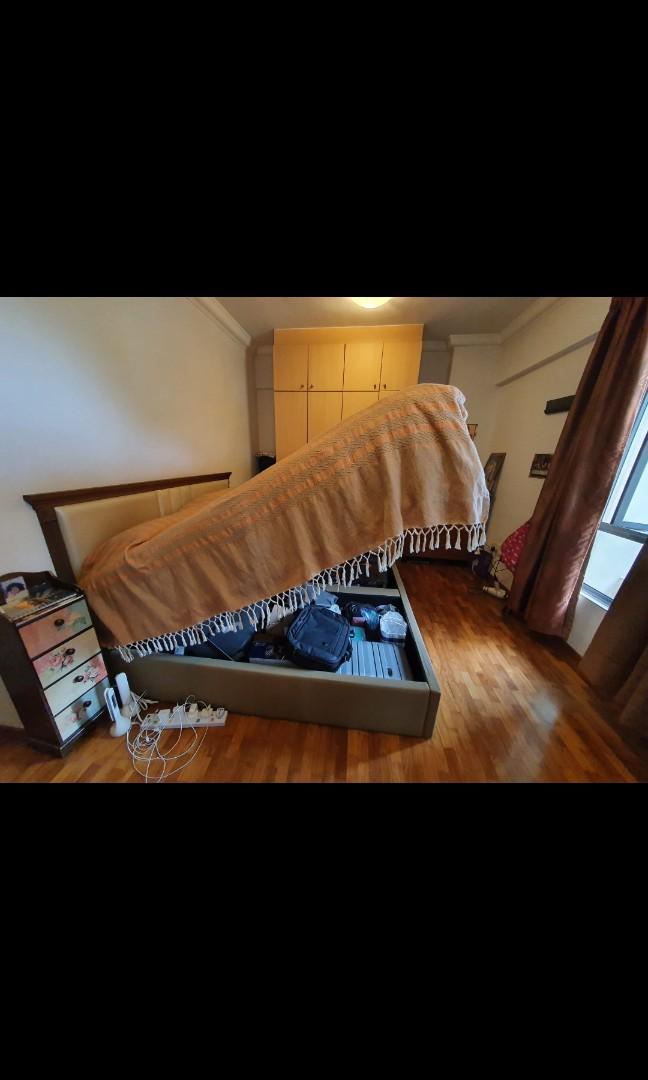 6 feet King size mattress & hydraulic storage unit, Furniture & Home