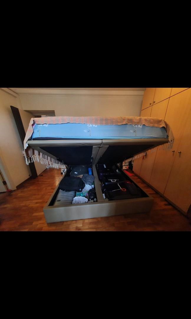6 feet King size mattress & hydraulic storage unit, Furniture & Home