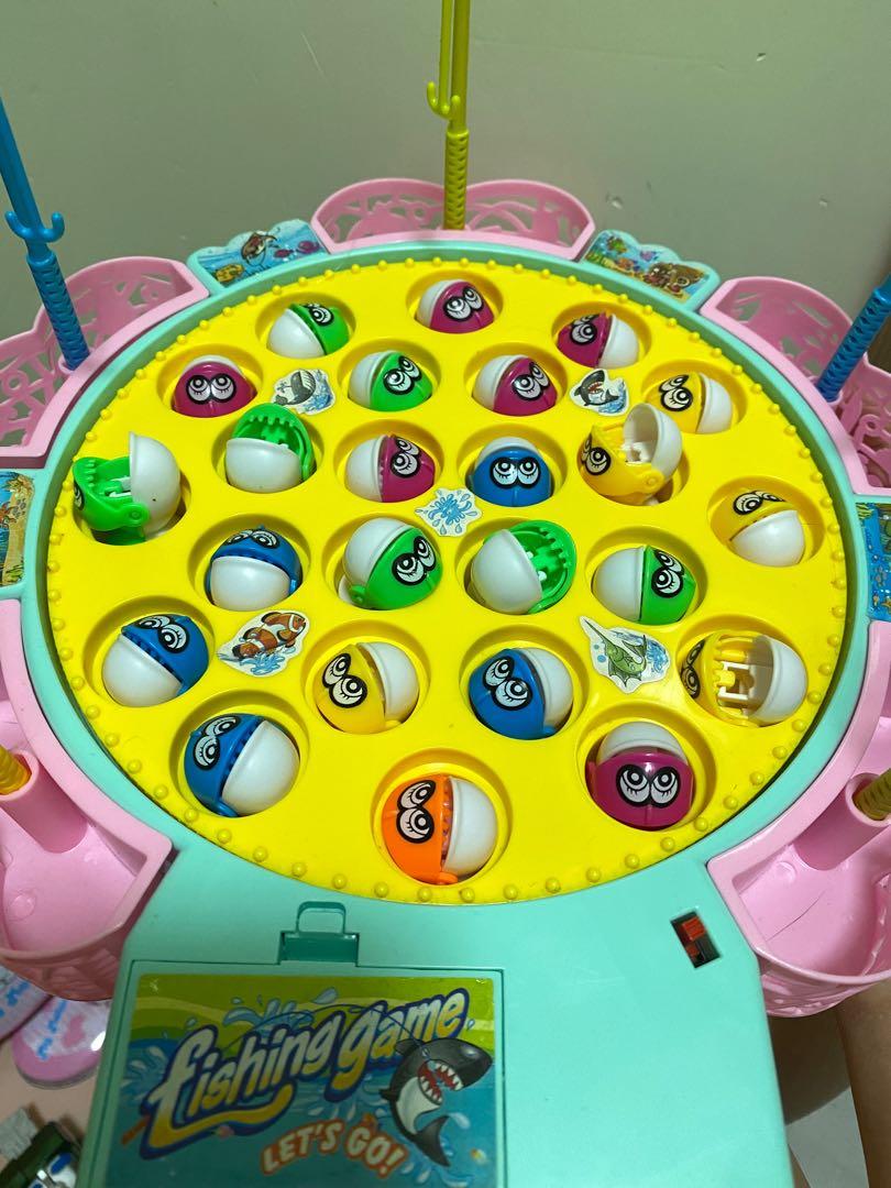 babyshark fishing game baby shark 釣魚遊戲, 兒童＆孕婦用品, 嬰兒玩具- Carousell