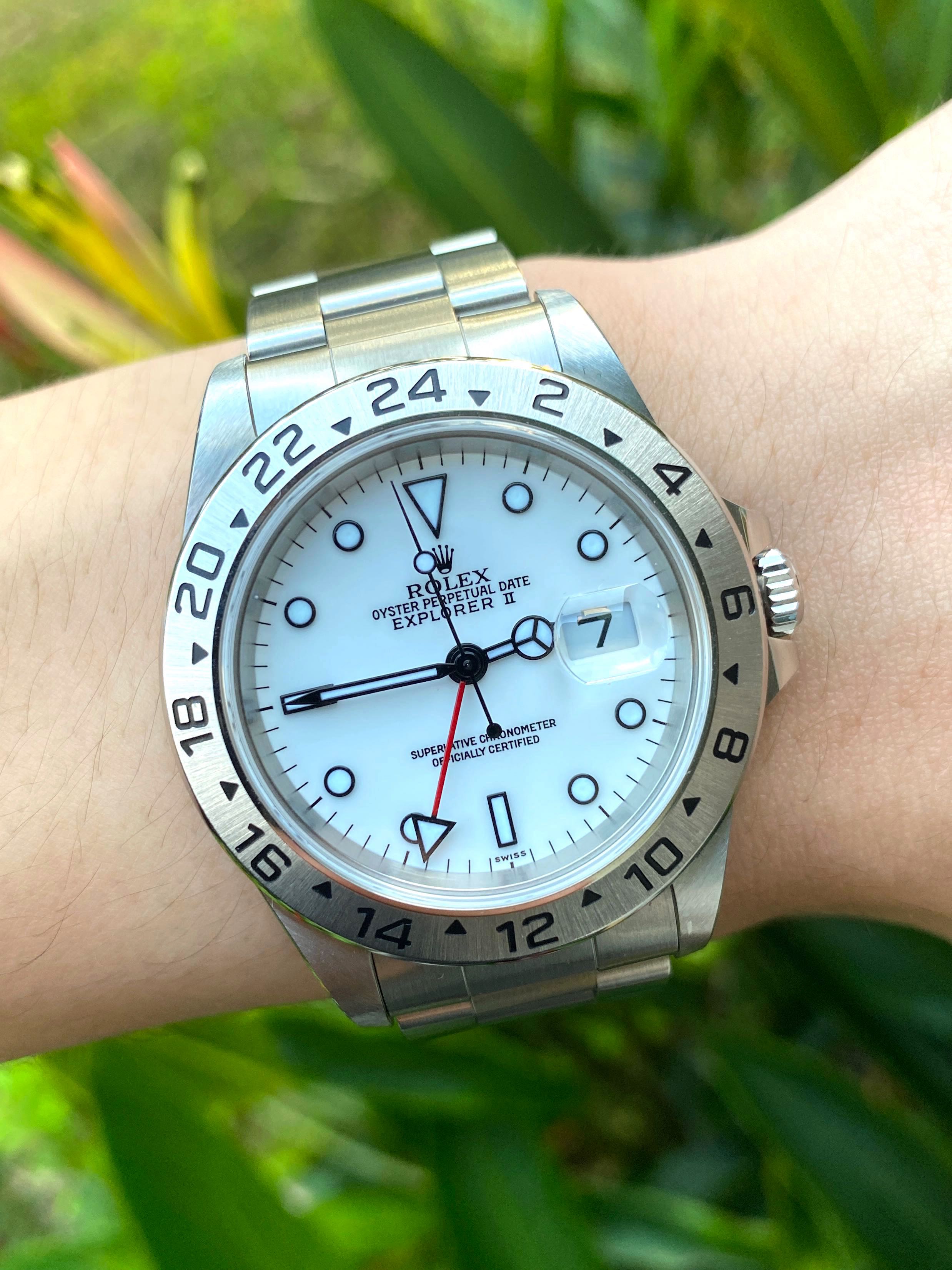SOLD } Rolex Explorer 2 16570, Luxury 