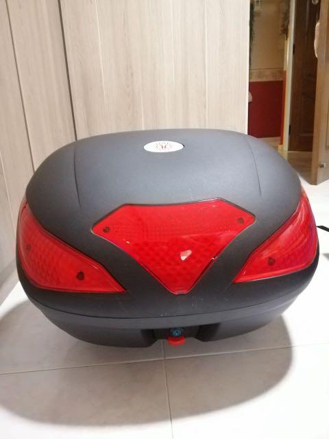 Aerox Rack & Box, Motorcycles, Motorcycle Accessories on Carousell