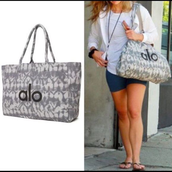 Alo yoga tote- brand new never been used