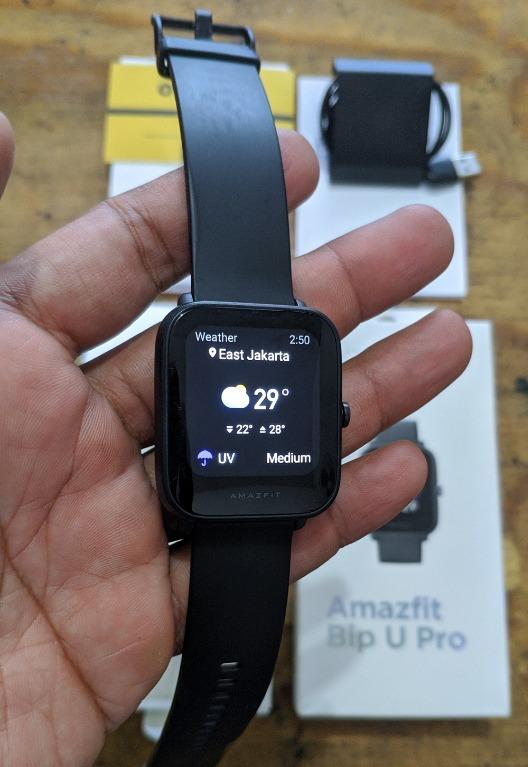 Amazfit BIP U Pro Black GPS Amoled Smartwatch Fullset Mulus Like NEW,  Telepon Seluler \u0026 Tablet, Lainnya di Carousell