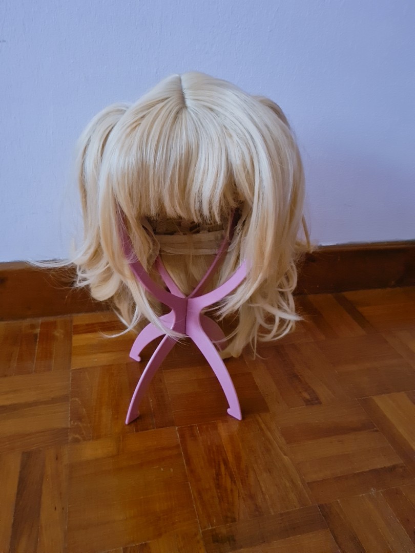 Short blonde top pigtail wig