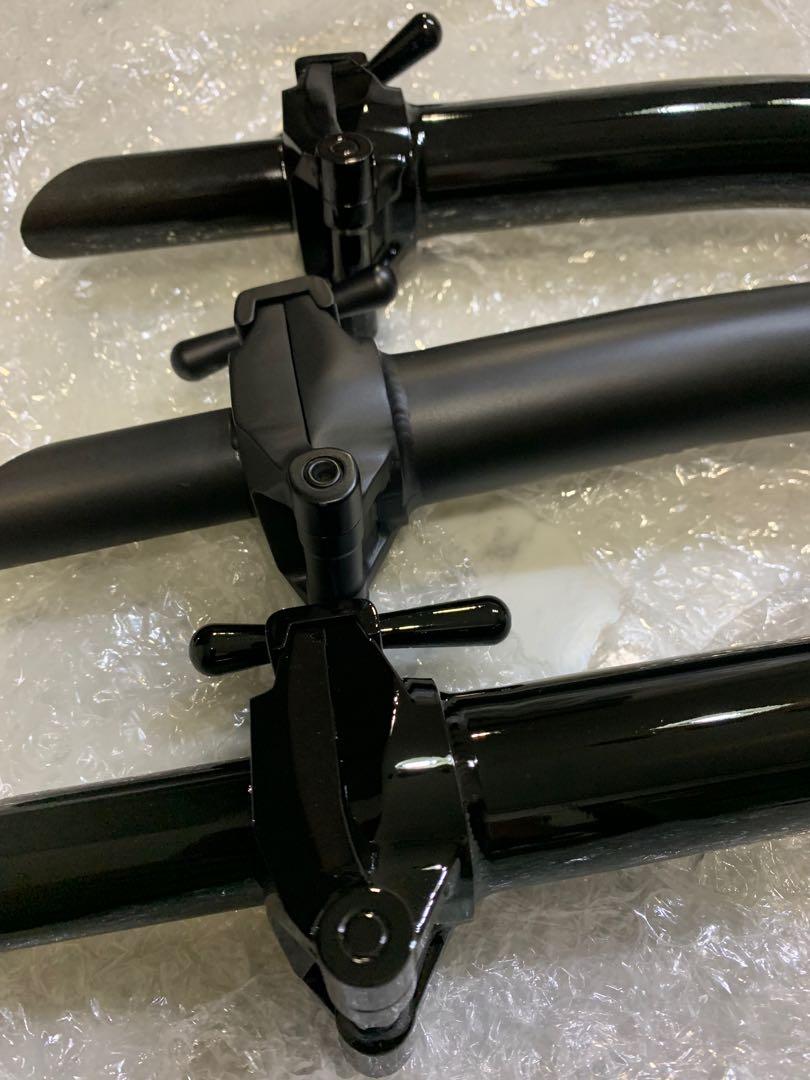 Brompton Titanium Stem (Category: Parts & Accessories) located in Singapore. Submitted by bromprr_type_r_31 (Listing ID 1125882833, Image 4). Description: Interested can PM me for better quality video/photos of the M/S stem You can look at other listings on titanium fork and triangle. Raw finishing $640 Titanium S stem 557g Another photo is stock M stem weight.