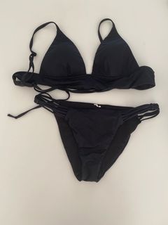 (Category: ) located in . Submitted by beatricecati (Listing ID 1125724924, Image 1). Description: .