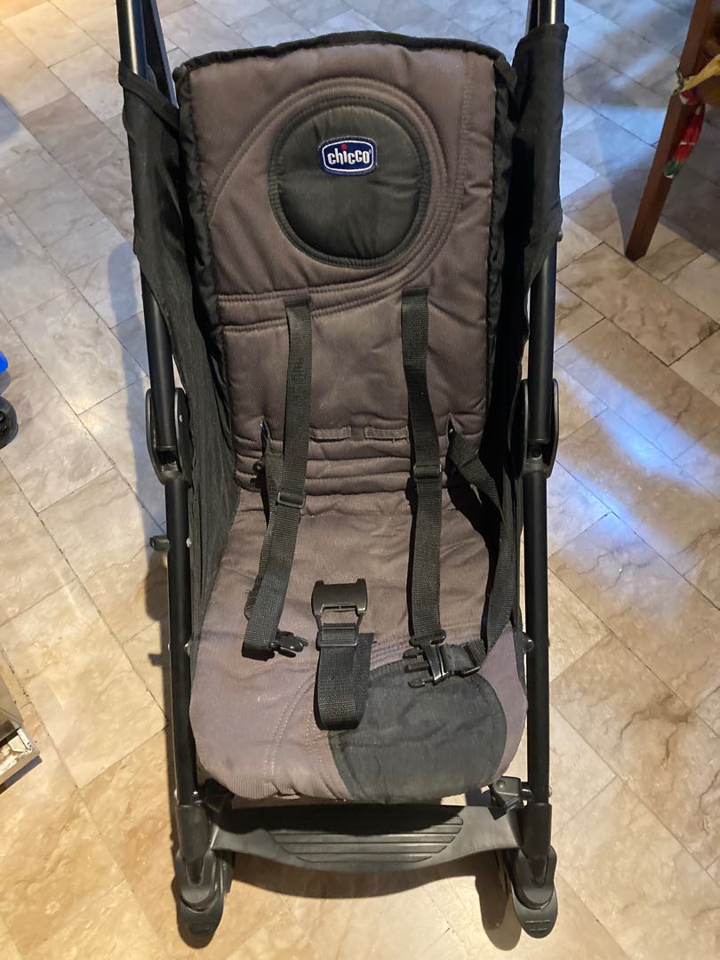 chicco liteway stroller folded