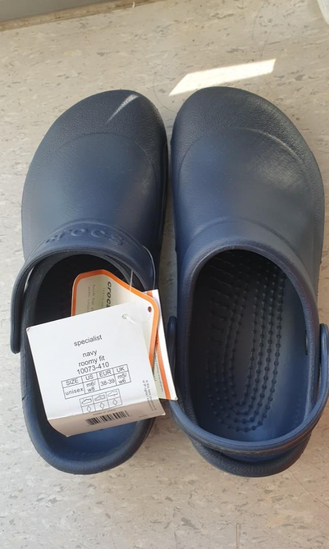 roomy crocs