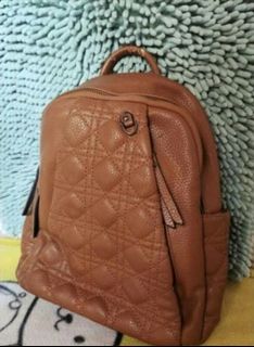 (Kategori: ) berada di . Dikirim oleh ahy_azz (ID iklan 1125852305, Gambar 1). Deskripsi: .