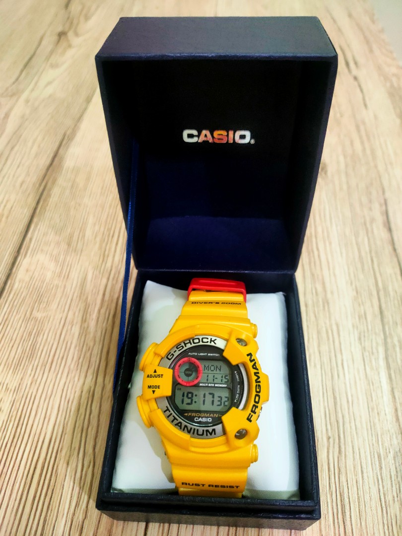 Frogman kuning outlet