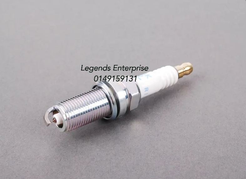 W204 spark hot sale plug replacement