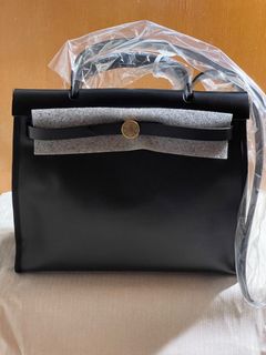 （分類：）位於 。 由 vinvinsss 提交（商品編號 1125856532，圖片 1）。簡介： 。