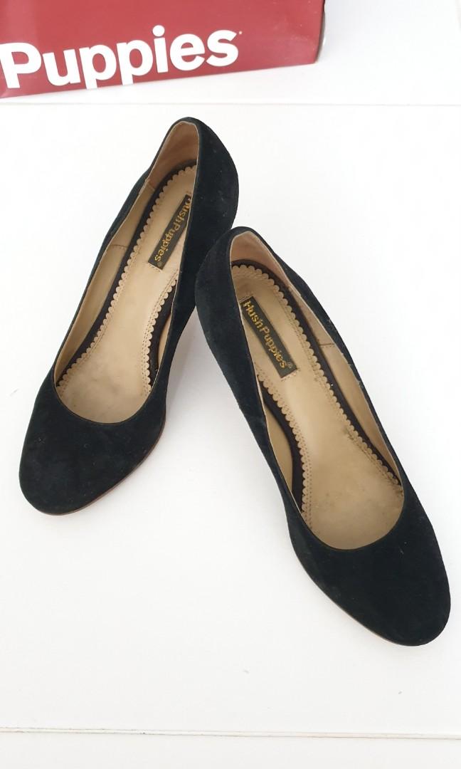 Black suede hot sale hush puppies