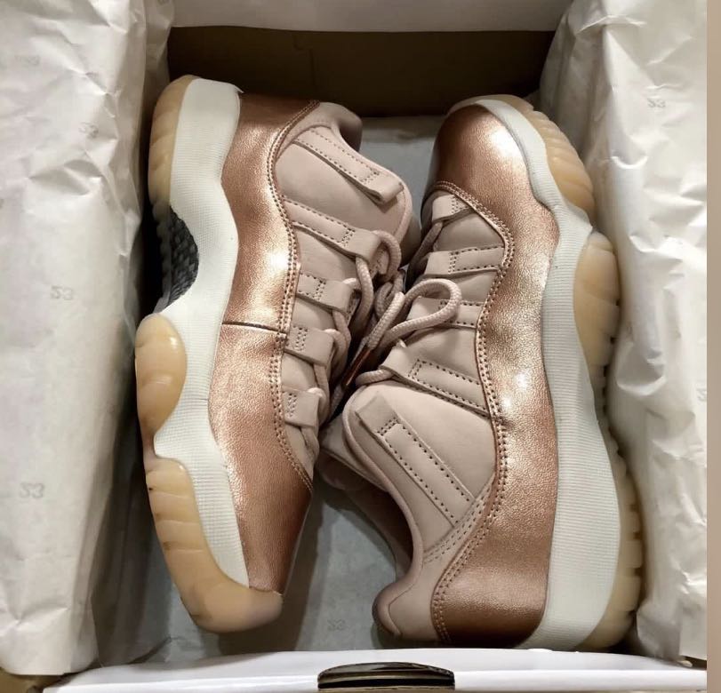 Jordan 11 retro rose gold discount