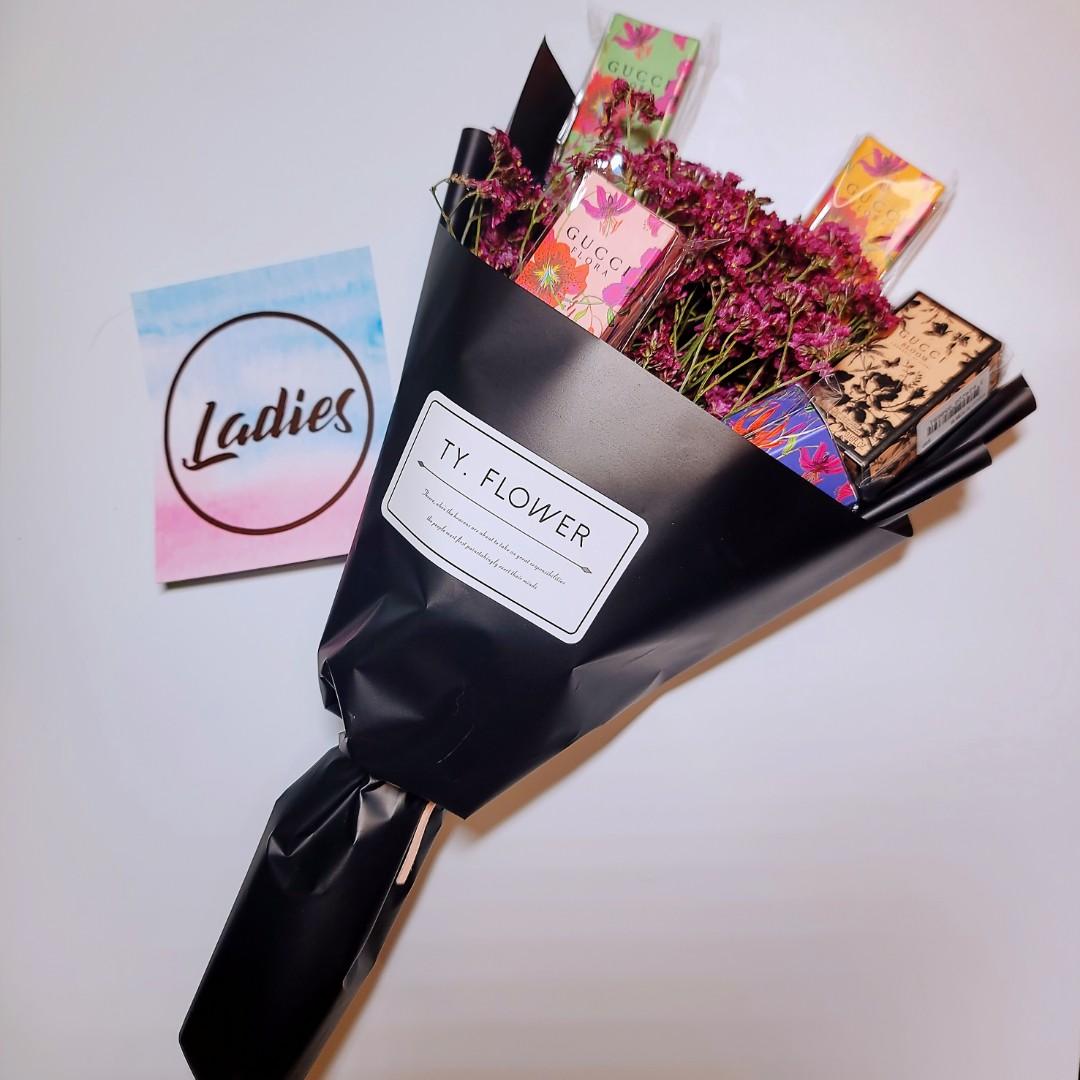 Ladiesmart Q版香水花束香水版花束水晶草gucci 興趣及遊戲 手作 自家設計 文具及工藝 花 Carousell