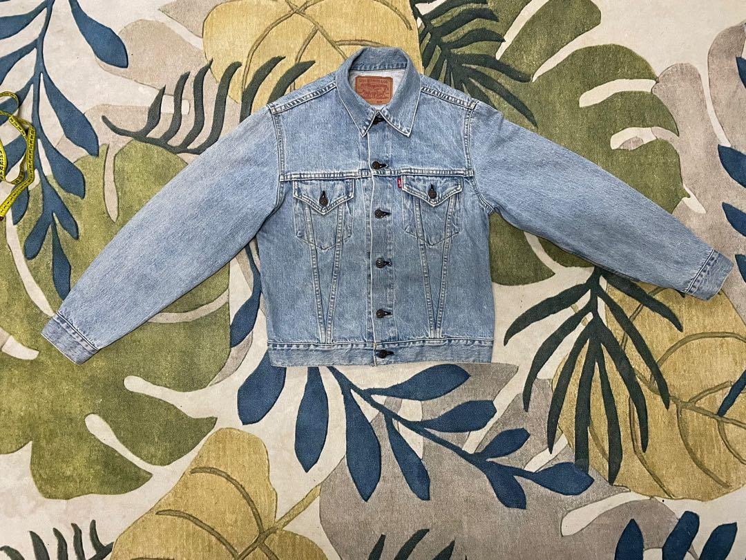 VINTAGE DENIM TRUCKER JACKET 
