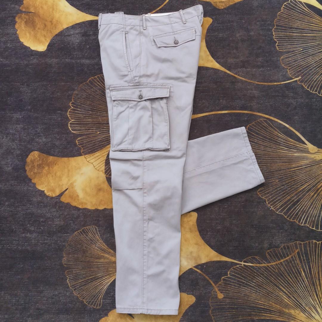 Levis Relaxed Fit Ace Cargo Pants, Men's Fashion, Bottoms, Trousers on  Carousell