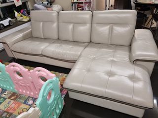 (Category: ) located in . Submitted by mycloudycloset (Listing ID 1125867165, Image 1). Description: .