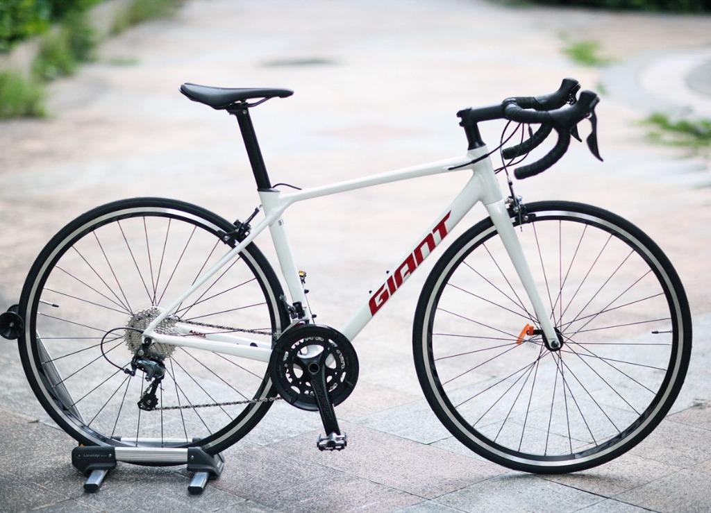 Merida and Giant TCR 'Advanced Composite' Carbon Road Bikes with